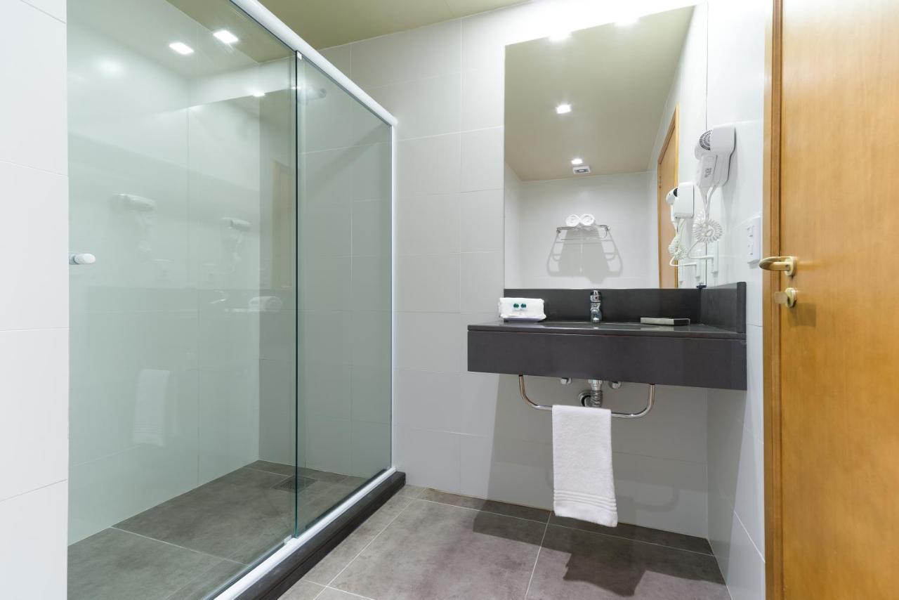 Hotel Laghetto Viale Грамаду Екстериор снимка